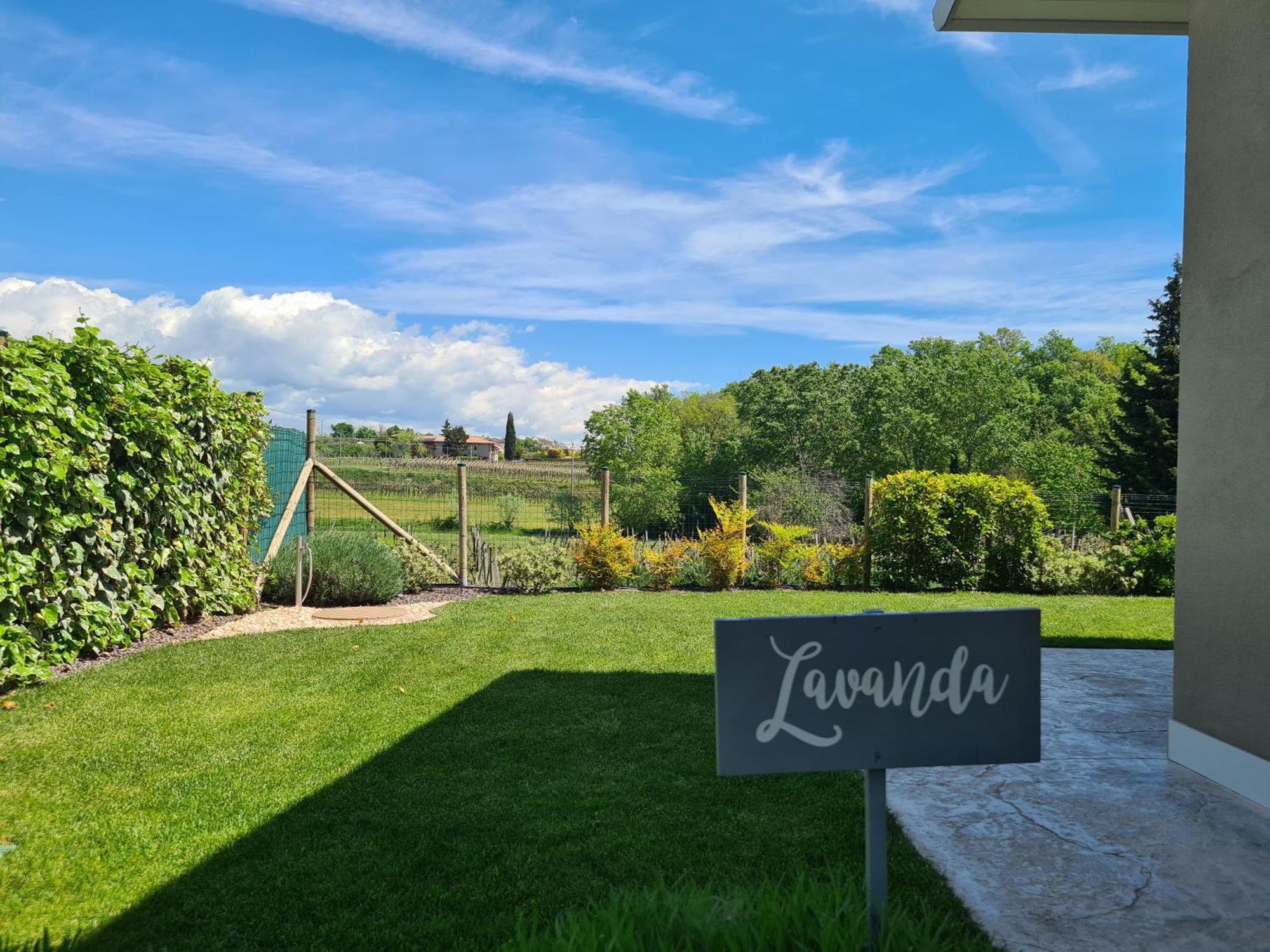 Residence Le Aromatiche Cavaion Veronese Rom bilde
